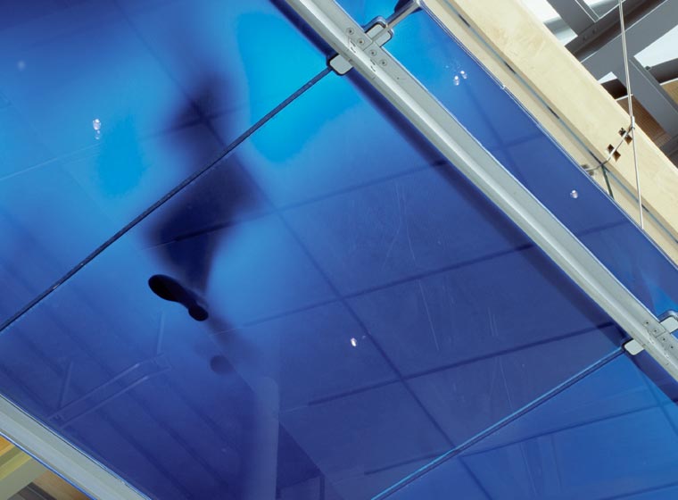 04-utilizzi-antiscivolo-punto-flooring-pavimento-blue-glass-99-34-beg-002-760px.jpg